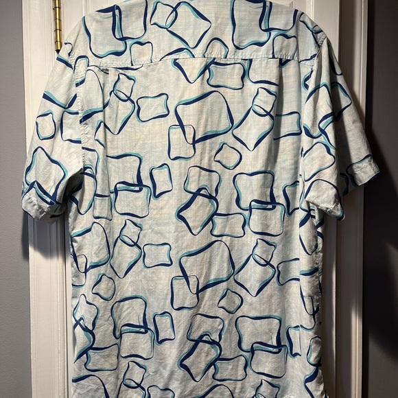 Men’s TOMMY BAHAMA Blue Swirl Short Sleeve Shirt 100% Silk sz M - Picture 5 of 10